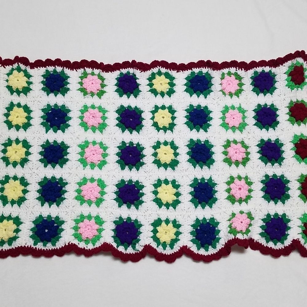 VINTAGE Granny Square Floral Boho Crochet Afghan